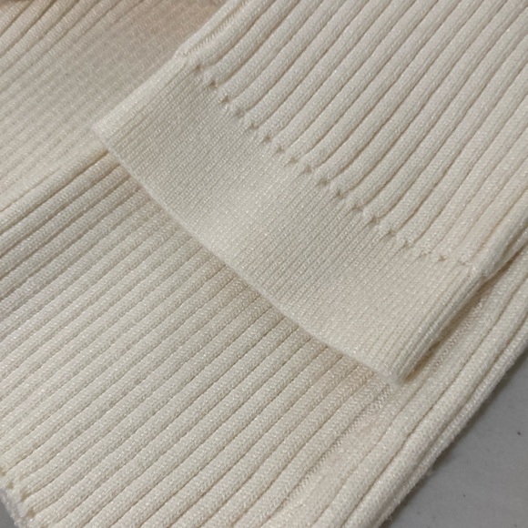 Pretty Garden, Ivory ribbed Knit, Body-con 2 piece dress with pullover shrug, M - Picture 8 of 14